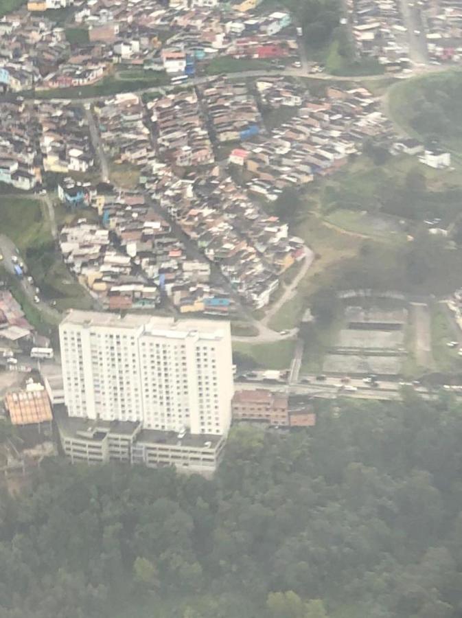 Hotel Cambulos Manizales Luaran gambar
